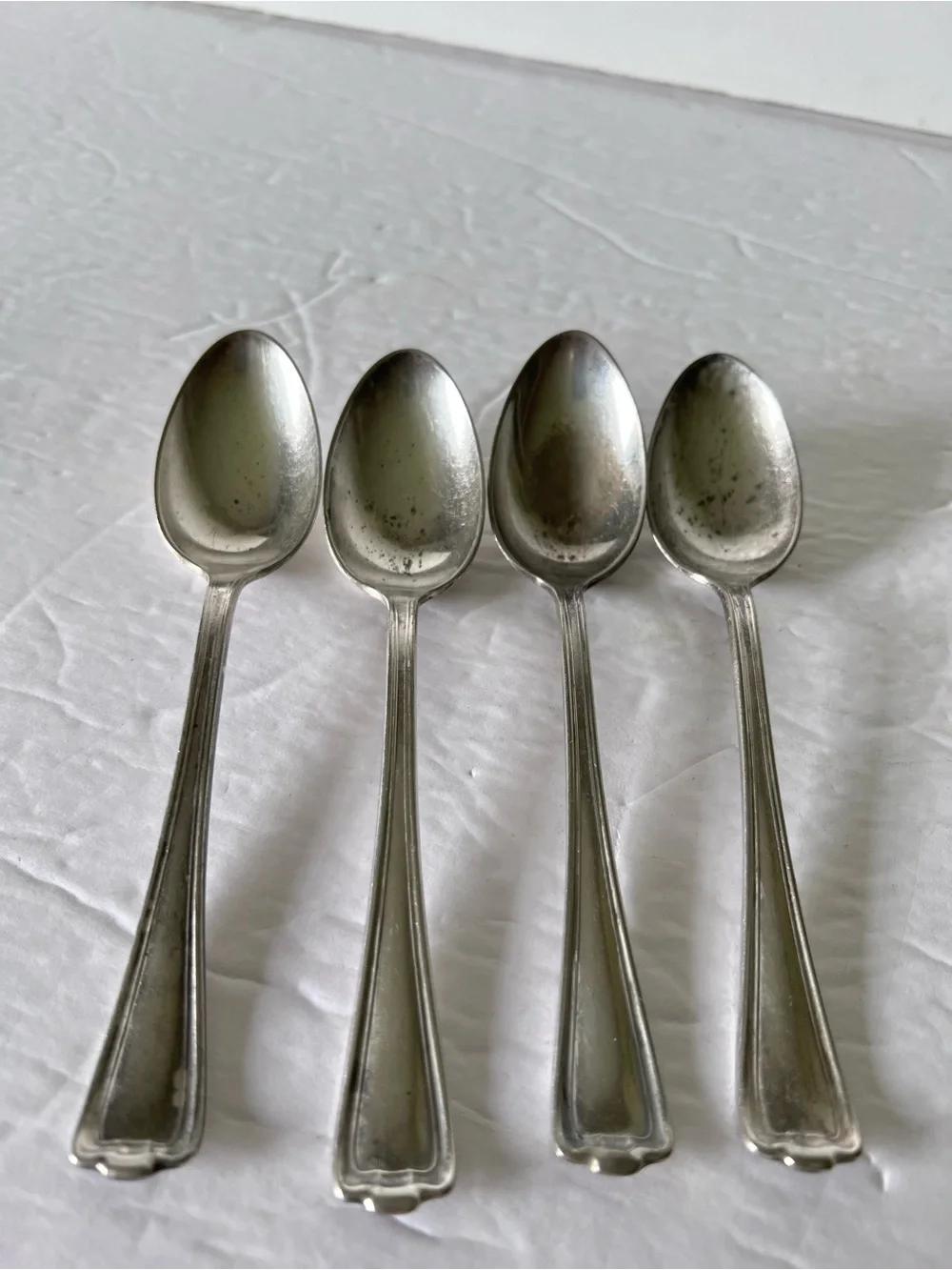 VTG 1847 Rogers Bros Flatware set of 4 Teaspoons 